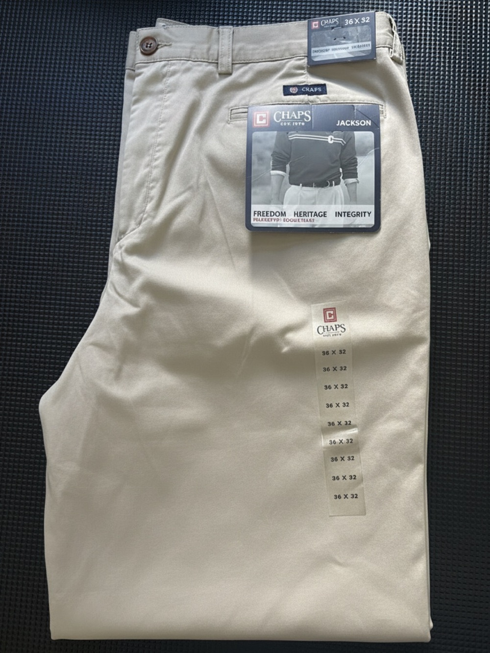 NWT Chaps Relaxed Fit - Double Pleat Chino Pants 36/32 - Picture 3 of 7